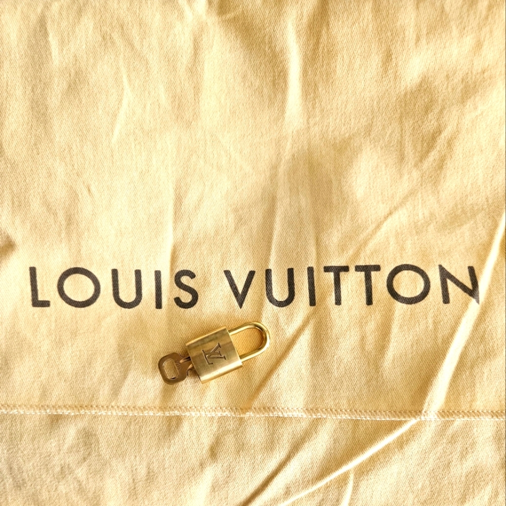 LOUIS VUITTON brass lockset #304
